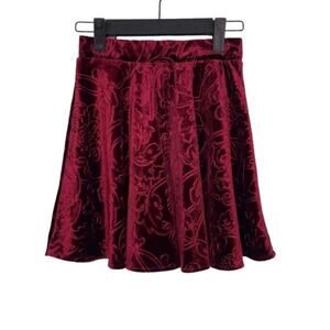 Forever 21 Womens Size XS Deep Red Floral Mini Skater Pullover Casual Skirt